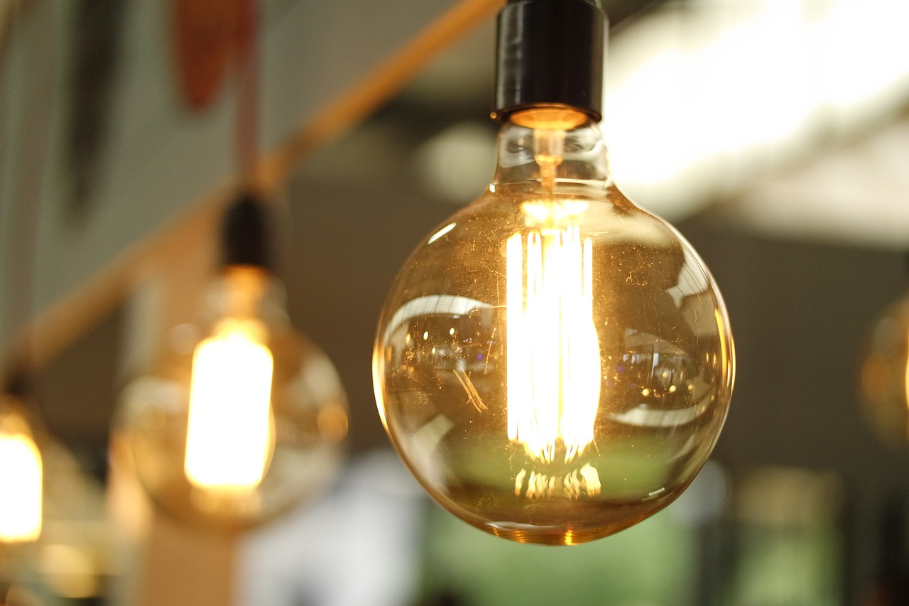 découvrez l'importance de l'efficacité énergétique pour réduire votre empreinte carbone et réaliser des économies. apprenez comment optimiser votre consommation d'énergie à travers des astuces pratiques et des solutions innovantes.