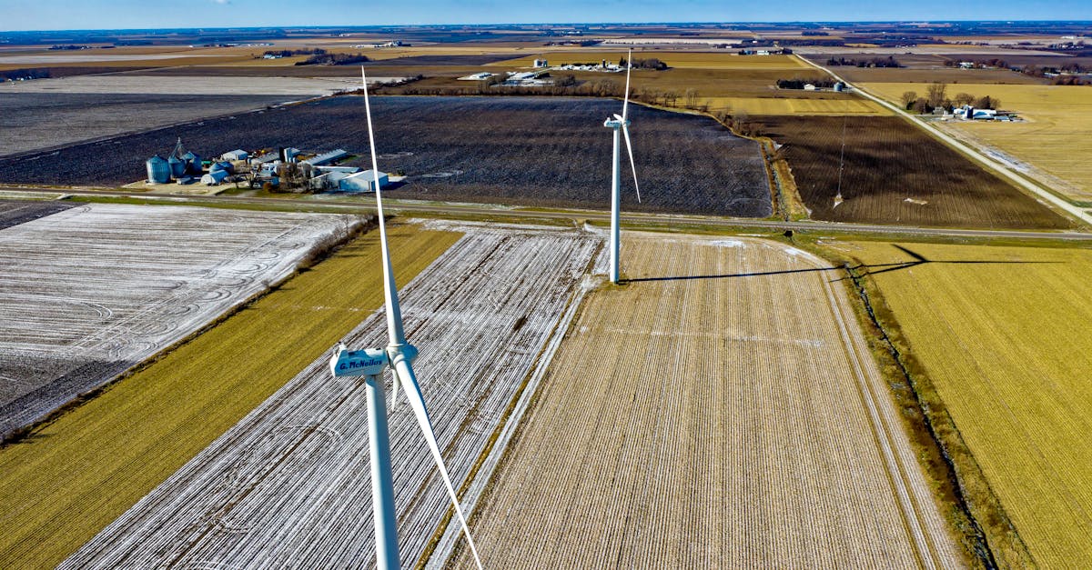 découvrez l'univers des éoliennes : technologies innovantes, avantages écologiques et leur rôle essentiel dans la transition énergétique. apprenez comment les éoliennes transforment le vent en électricité propre et durable.